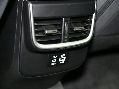 Used 2025 Subaru Outback Premium image 48