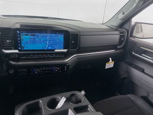 New 2026 Chevrolet Silverado 1500 LT image 24