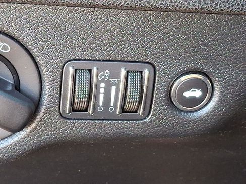 Used 2016 Dodge Charger SRT Hellcat image 25