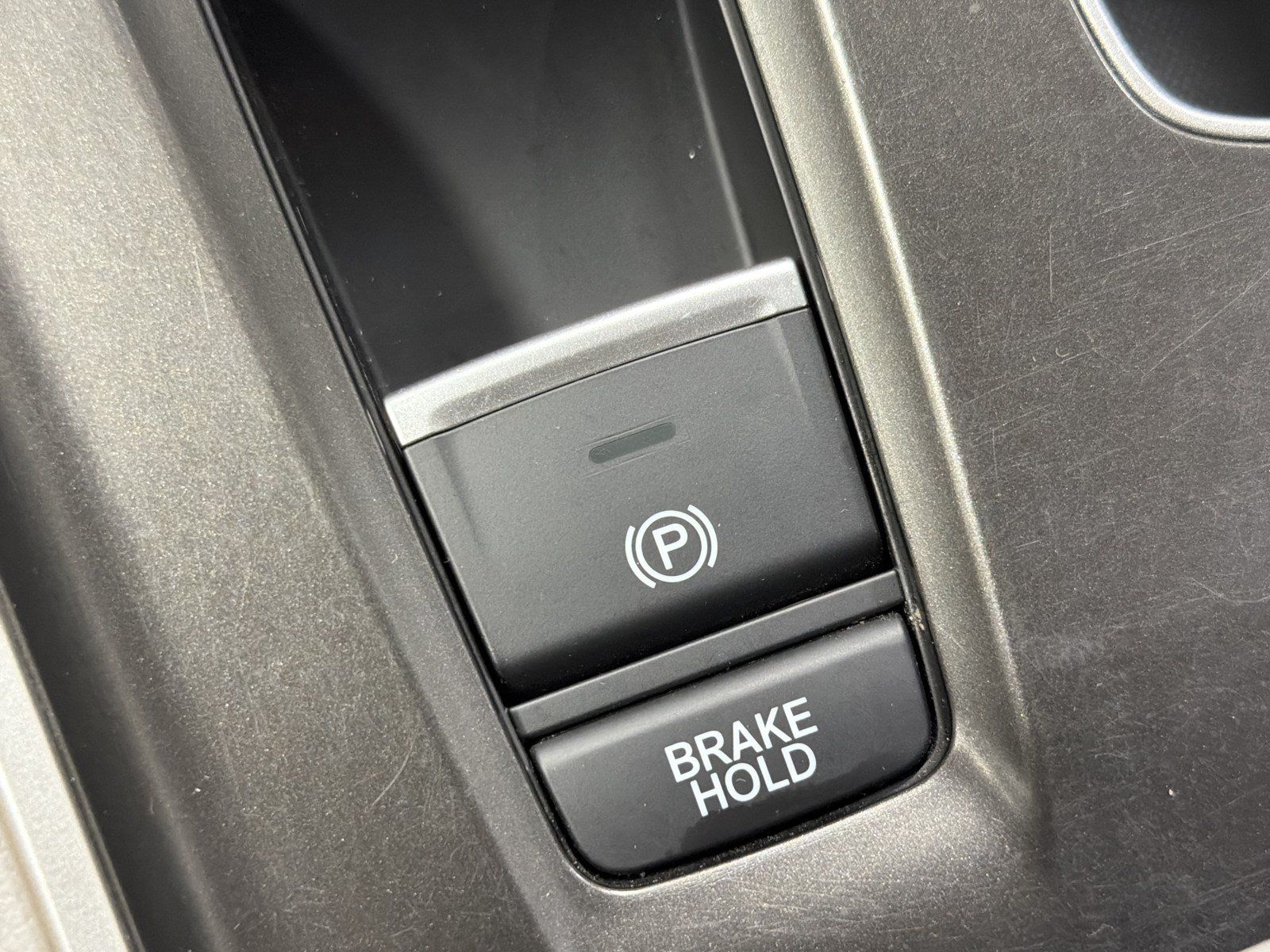 Used 2018 Honda Accord Touring image 29