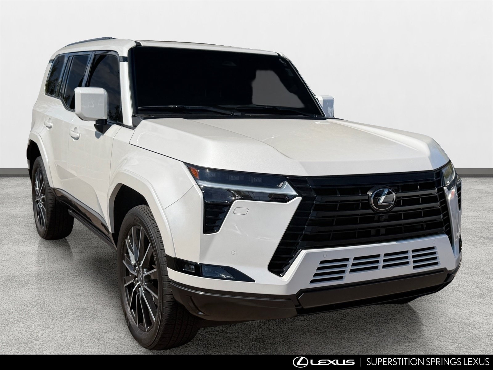 Used 2025 Lexus GX 550 w/ Accessory Package (2T) AWD/4WD image 2