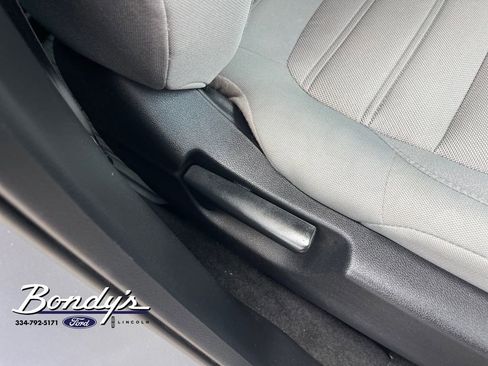 Used 2020 Honda CR-V LX image 17