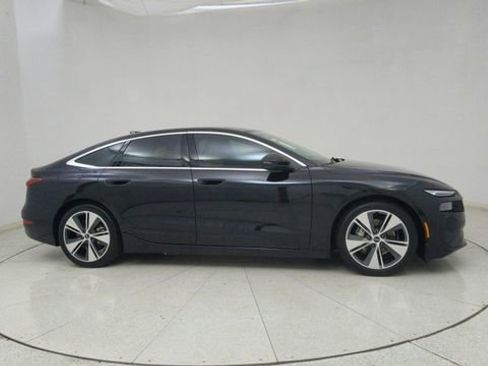 Used 2025 Audi A6 e-tron Prestige w/ Beige Warm Weather Package image 64