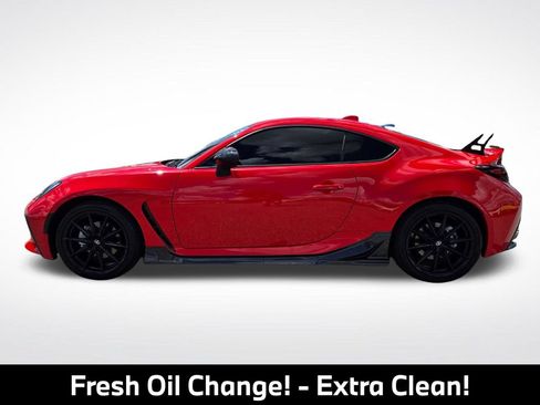 Used 2023 Toyota GR86 Premium RWD image 4