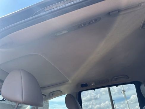 Used 2012 Honda Odyssey EX-L image 11