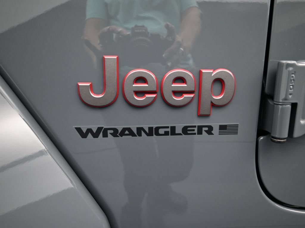 New 2025 Jeep Wrangler Unlimited Rubicon AWD/4WD image 26