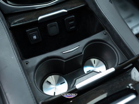 Used 2019 Cadillac Escalade ESV Platinum image 36