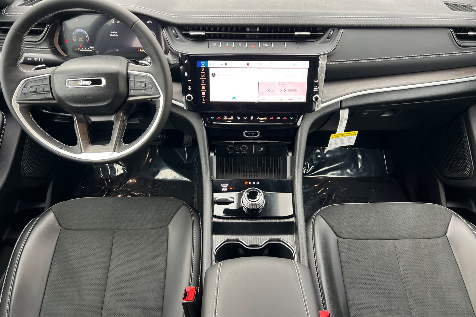 New 2026 Jeep Grand Cherokee Altitude AWD/4WD image 9