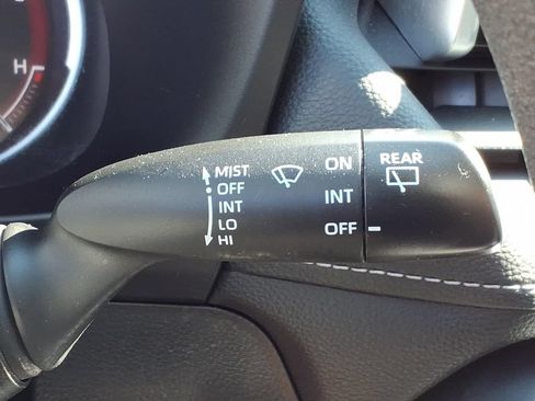 Used 2023 Toyota RAV4 LE AWD/4WD image 26