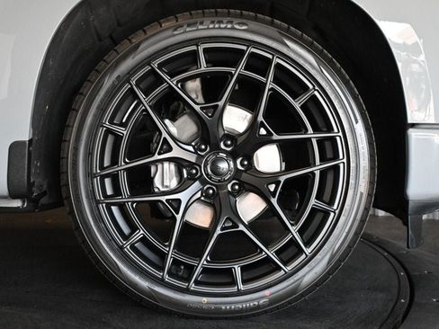 Used 2025 Chevrolet Silverado 1500 RST RWD image 9