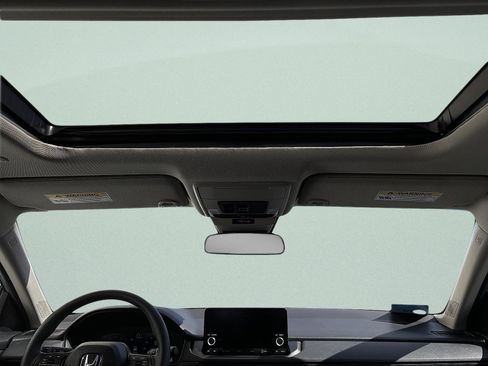 Certified 2025 Honda Accord SE image 33