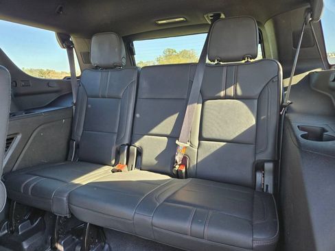 Used 2022 Chevrolet Tahoe RST w/ Luxury Package AWD/4WD image 43