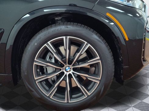 Used 2026 BMW X5 xDrive50e w/ M Sport Package image 11