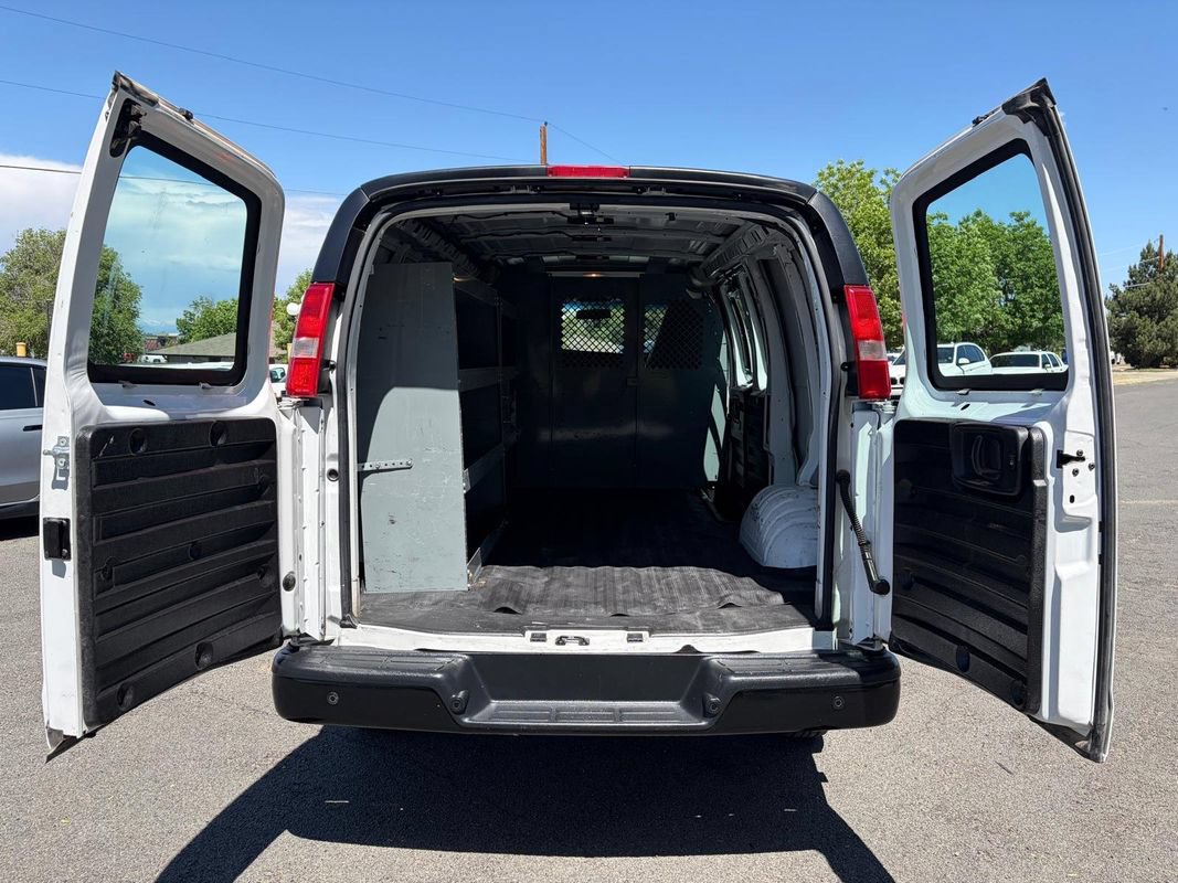 Used 2020 Chevrolet Express 2500 w/ Driver Convenience Package RWD image 22