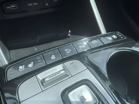 Used 2022 Hyundai Tucson Limited FWD image 31