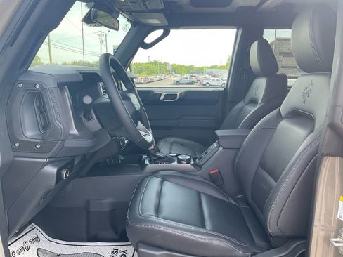 New 2026 Ford Bronco Badlands AWD/4WD image 16