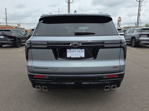 New 2026 Chevrolet Traverse RS image 4