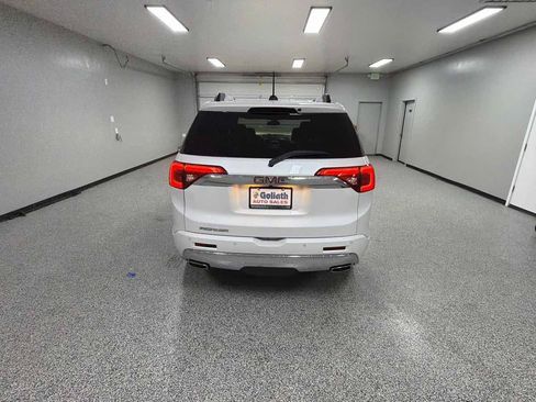 Used 2017 GMC Acadia Denali FWD image 4