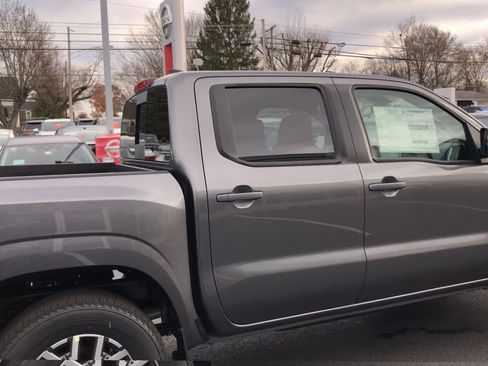 New 2026 Nissan Frontier SV w/ Tow Package image 8