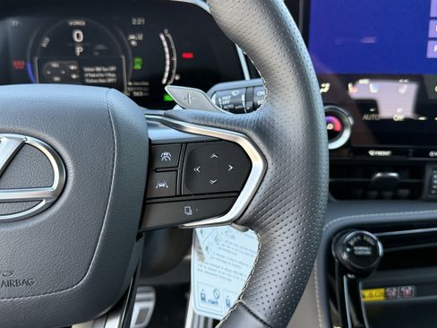 New 2026 Lexus NX 450h+ F Sport image 23