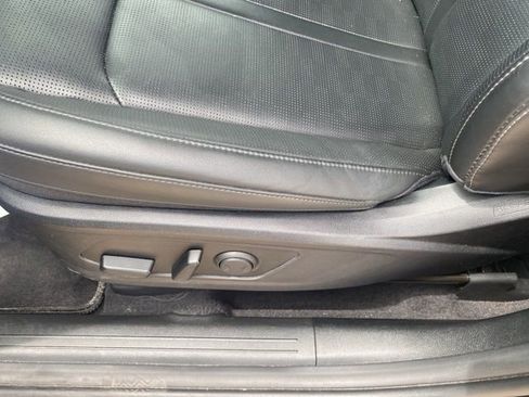 Used 2024 Kia Sorento S image 18