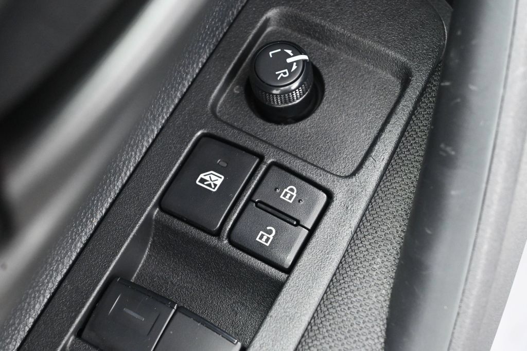 Used 2026 Toyota Corolla LE FWD image 11