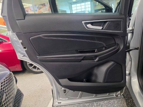 Used 2020 Ford Edge Titanium w/ Cargo Accessory Package FWD image 36