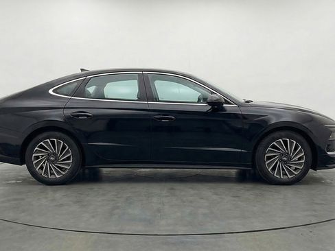 Used 2025 Hyundai Sonata SEL FWD image 11