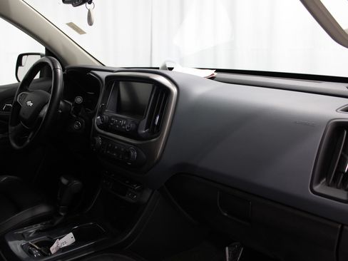 Used 2018 Chevrolet Colorado Z71 w/ Centennial Edition AWD/4WD image 25