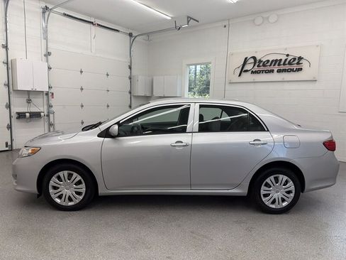 Used 2010 Toyota Corolla FWD image 8