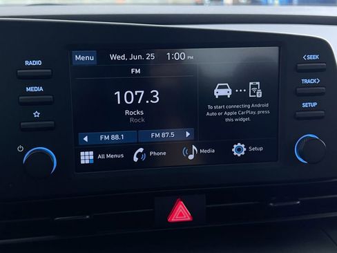 Used 2025 Hyundai Elantra Sport image 18