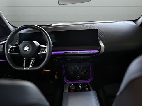 Used 2025 BMW X3 xDrive30i w/ Premium Package image 35