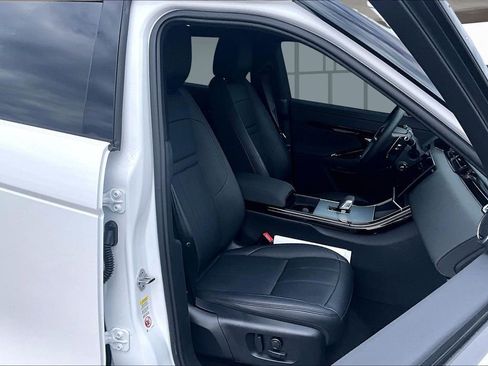 Used 2025 Land Rover Range Rover Evoque S image 7