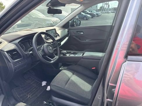 Used 2021 Nissan Rogue SV FWD image 24