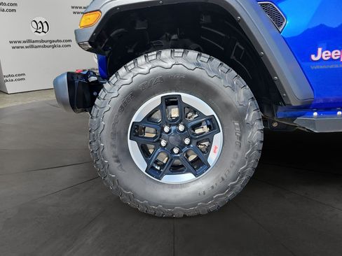 Used 2019 Jeep Wrangler Rubicon AWD/4WD image 14