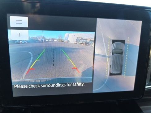 Used 2022 Ford Explorer Limited w/ Equipment Group 301A image 24