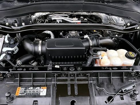 Used 2020 Ford Explorer ST w/ ST Street Pack image 31