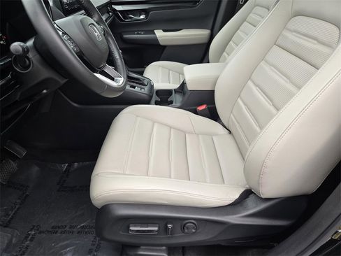 Used 2025 Honda CR-V EX-L image 26