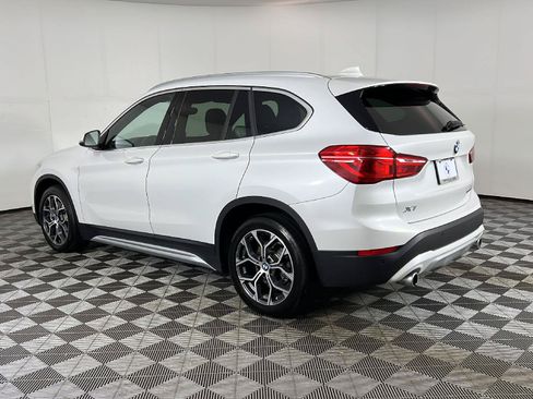 Used 2022 BMW X1 xDrive28i w/ Convenience Package AWD/4WD image 9