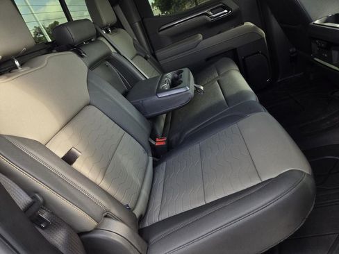 Certified 2025 Chevrolet Silverado 1500 ZR2 AWD/4WD image 11