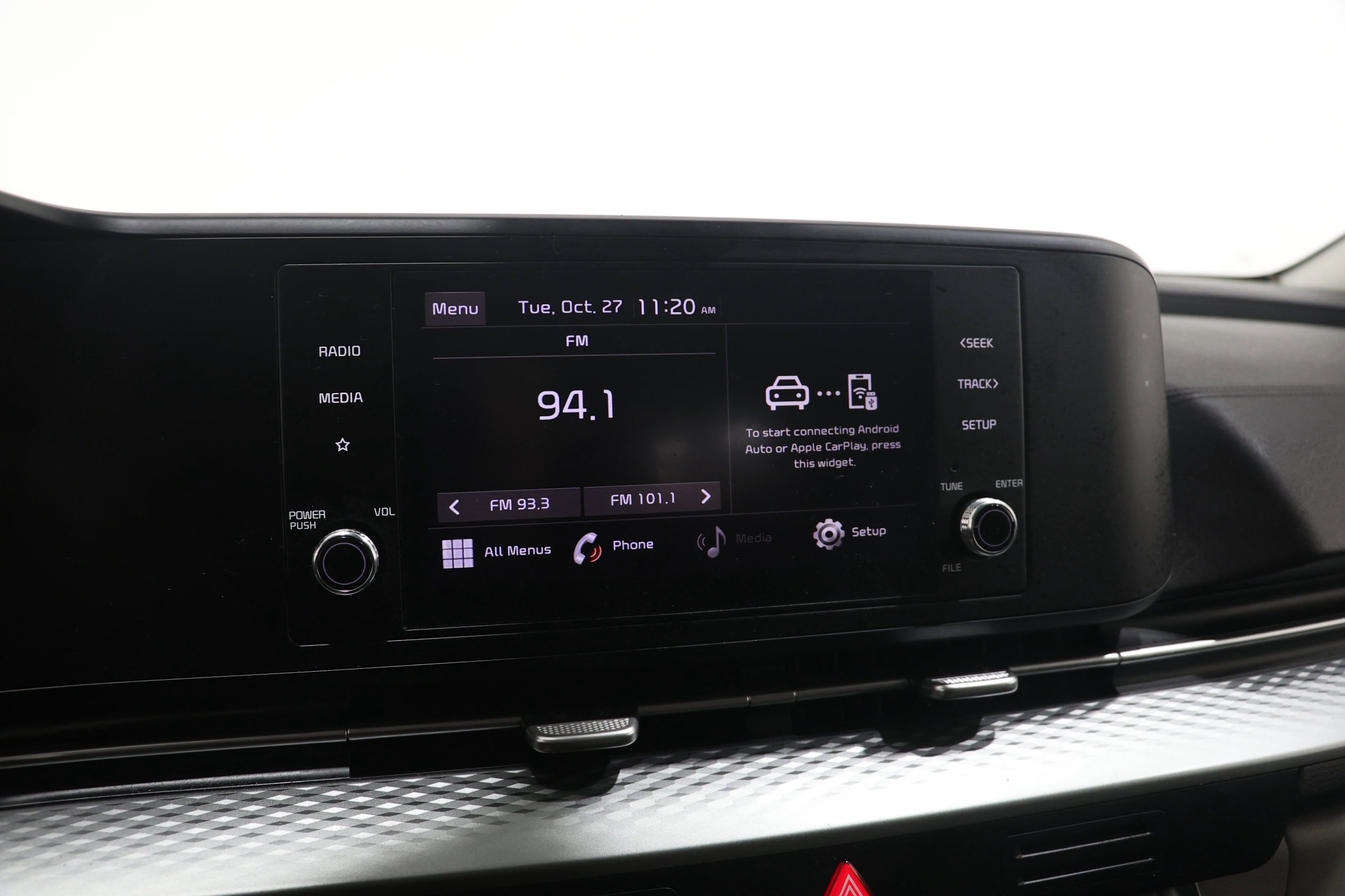 Used 2022 Kia Carnival LX FWD image 24
