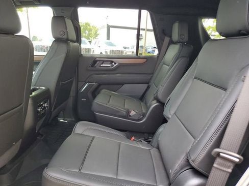 New 2026 GMC Yukon Denali w/ LPO, Floor Liner Package RWD image 11