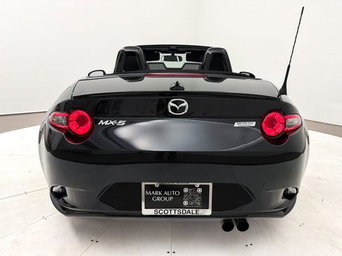 Used 2016 MAZDA MX-5 Miata Club w/ Brembo/BBS Package image 15