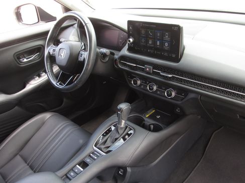 Used 2023 Honda HR-V EX-L image 10