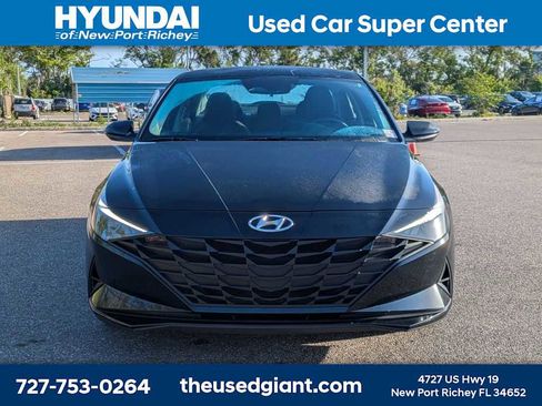 Certified 2023 Hyundai Elantra SEL image 8