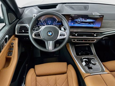 Used 2026 BMW X5 xDrive40i w/ M Sport Package AWD/4WD image 23