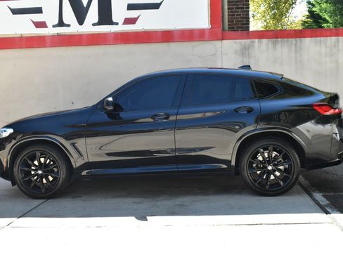 Used 2022 BMW X4 xDrive30i w/ M Sport Package 2 AWD/4WD image 4