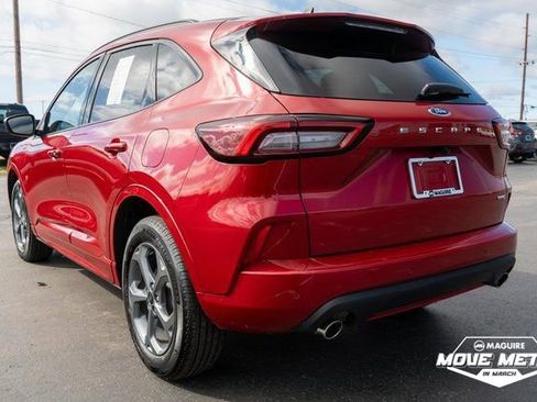 Used 2023 Ford Escape ST-Line w/ Tech Pack #1 image 7