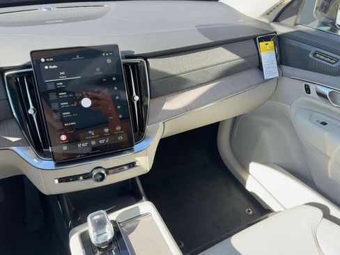 New 2026 Volvo XC90 B6 Ultra w/ Protection Package image 27