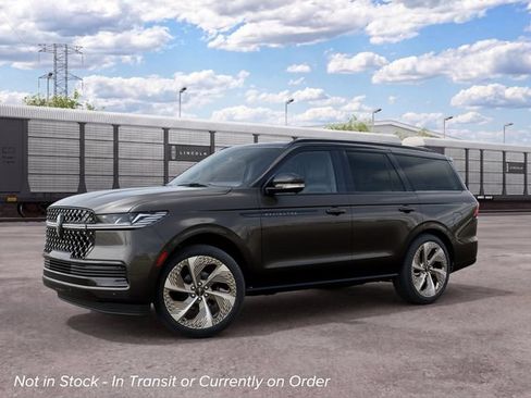 New 2027 Lincoln Navigator Black Label w/ Black Label Special Edition AWD/4WD image 1